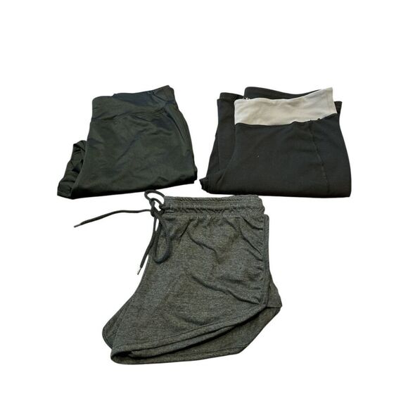 Women’s bundle of bottoms size large shorts, Capri leggings, yoga pants black an - Picture 1 of 9